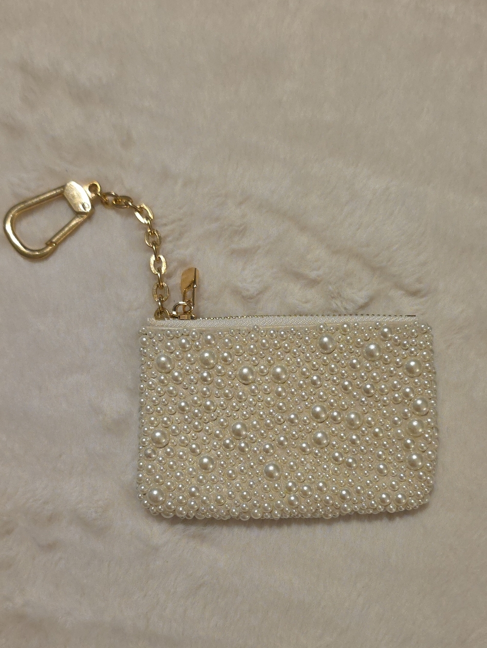 Pearl-Embellished Cream Coin Purse Key Pouch